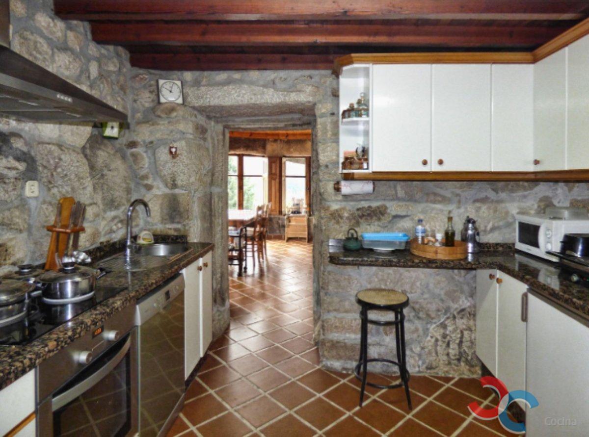 For sale of chalet in Cotobade