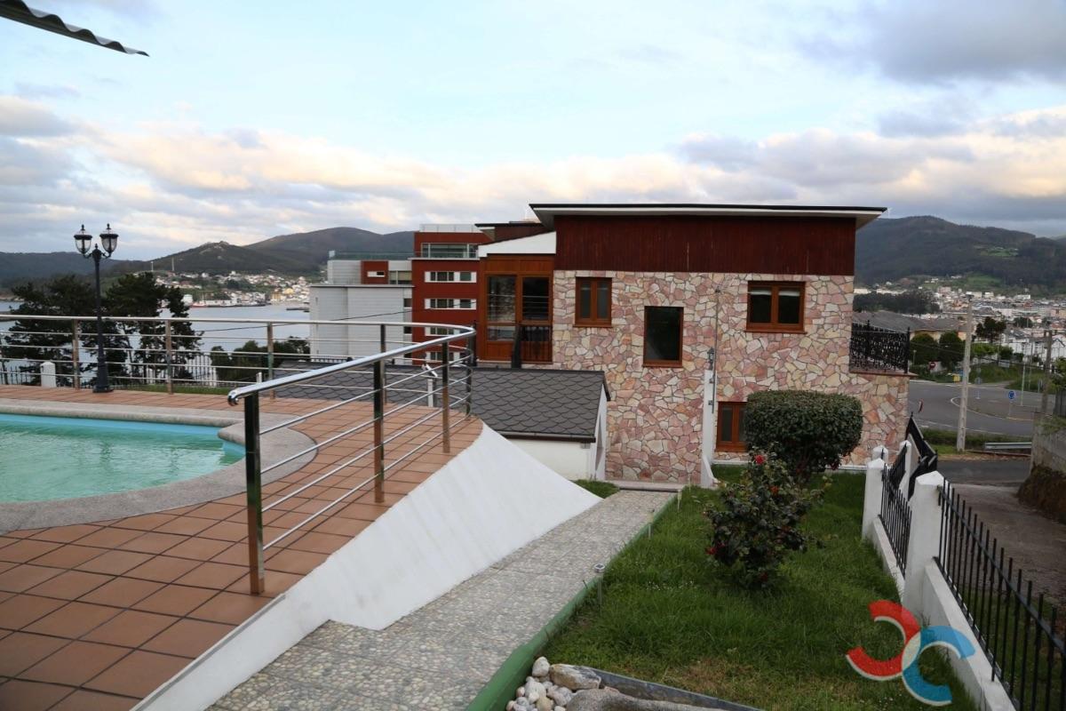 For sale of chalet in Viveiro