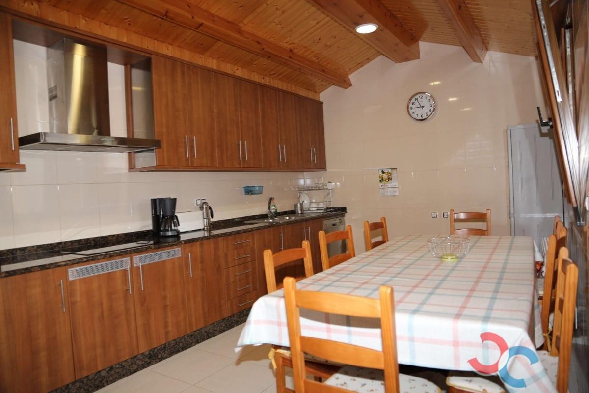 For sale of chalet in Viveiro