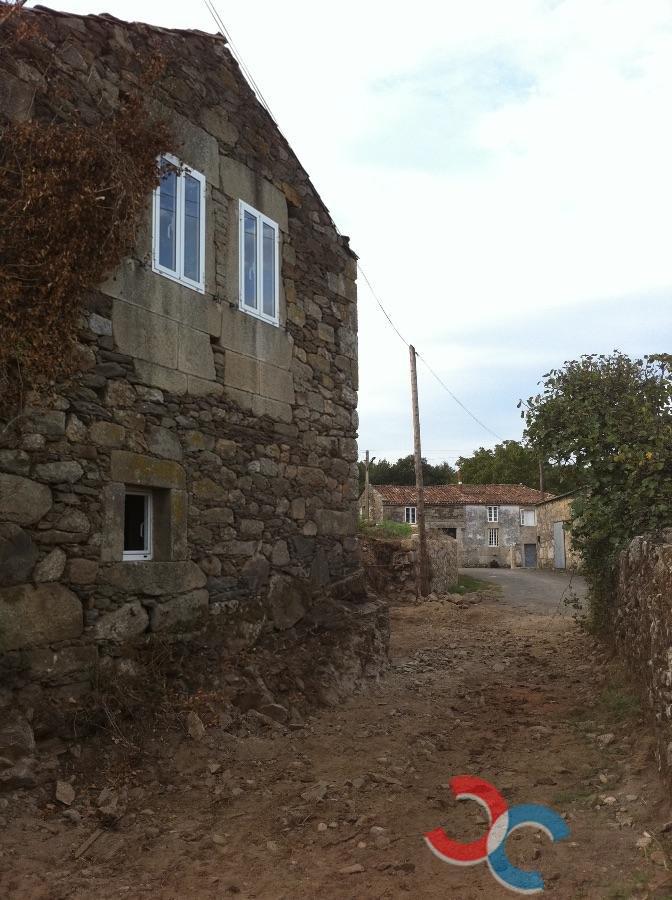 For sale of rural property in Silleda
