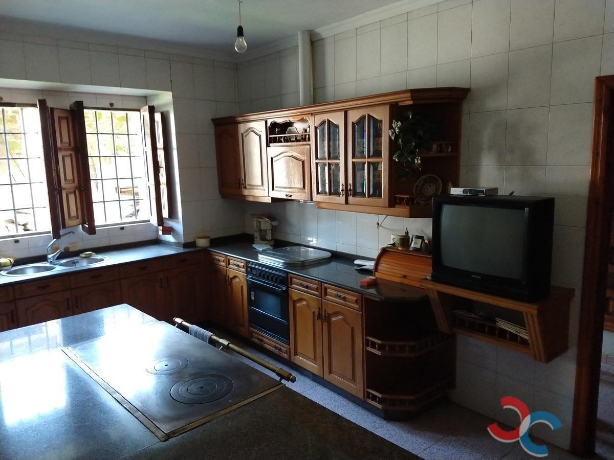 Venda de casa em Castroverde