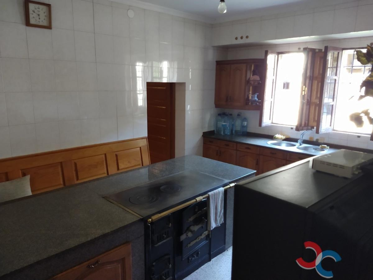 For sale of house in Castroverde