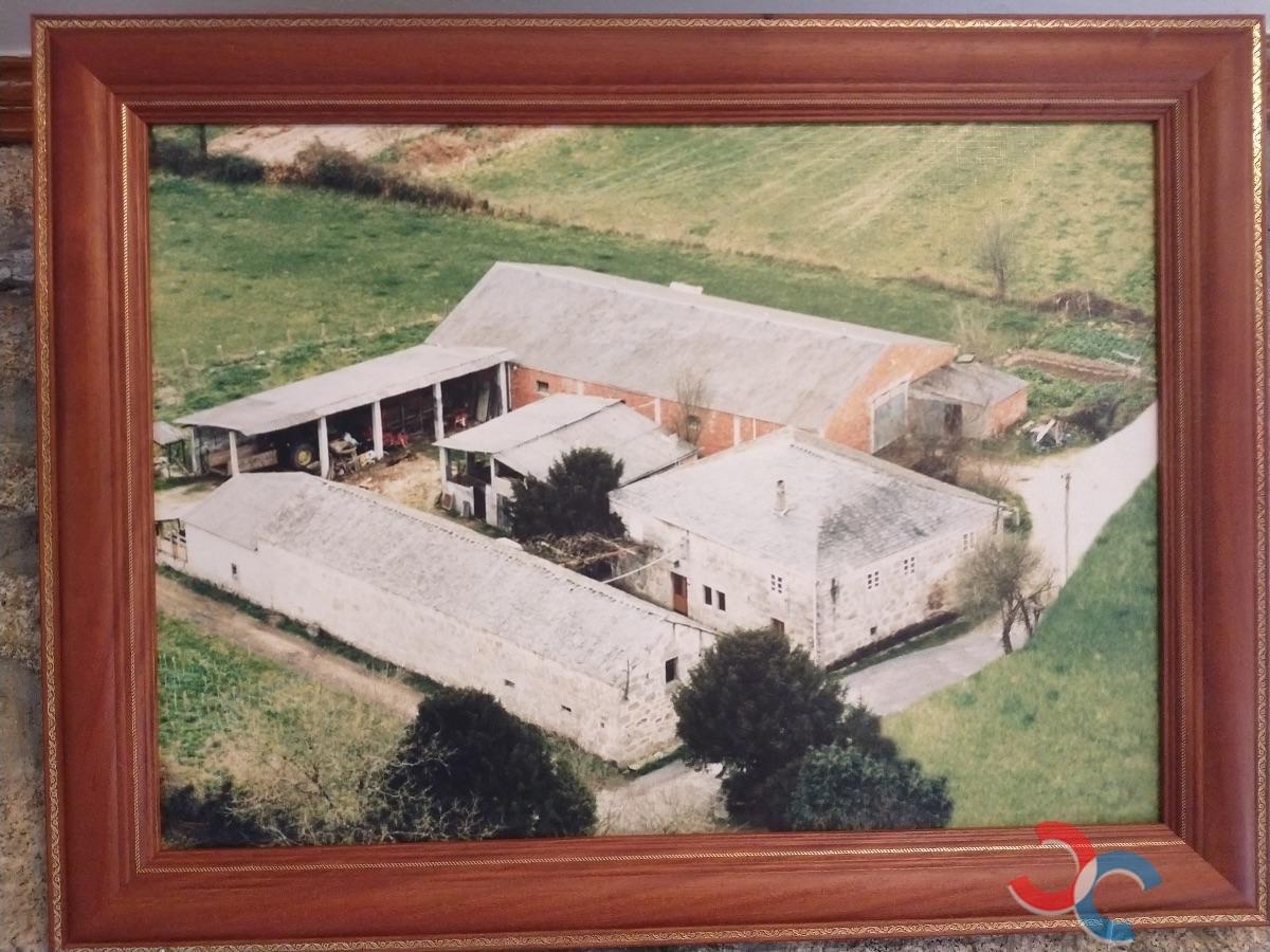 Venda de casa em Castroverde
