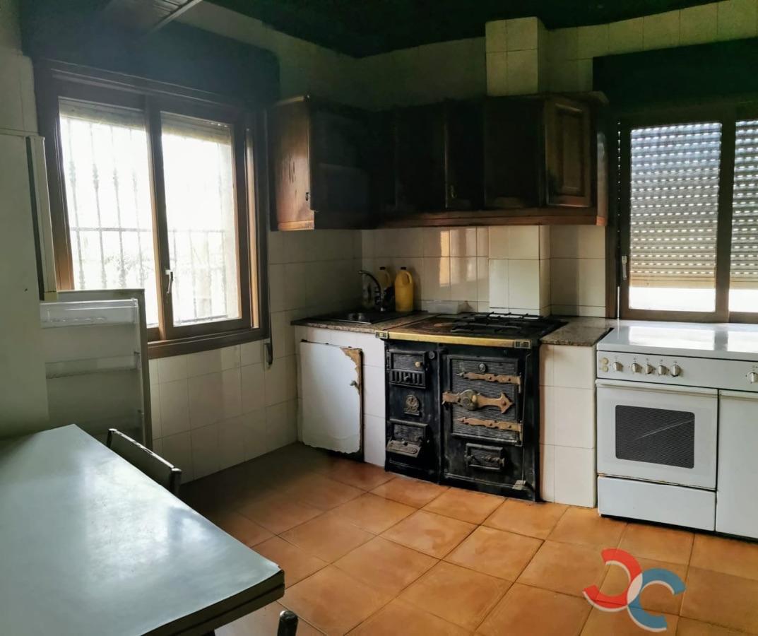 For sale of house in Cortegada