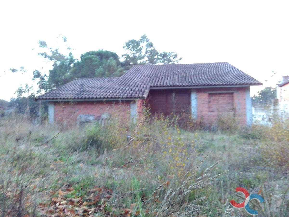 For sale of house in Salvaterra de Miño