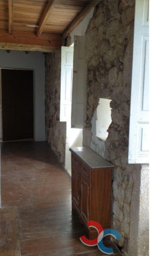 For sale of house in Moraña