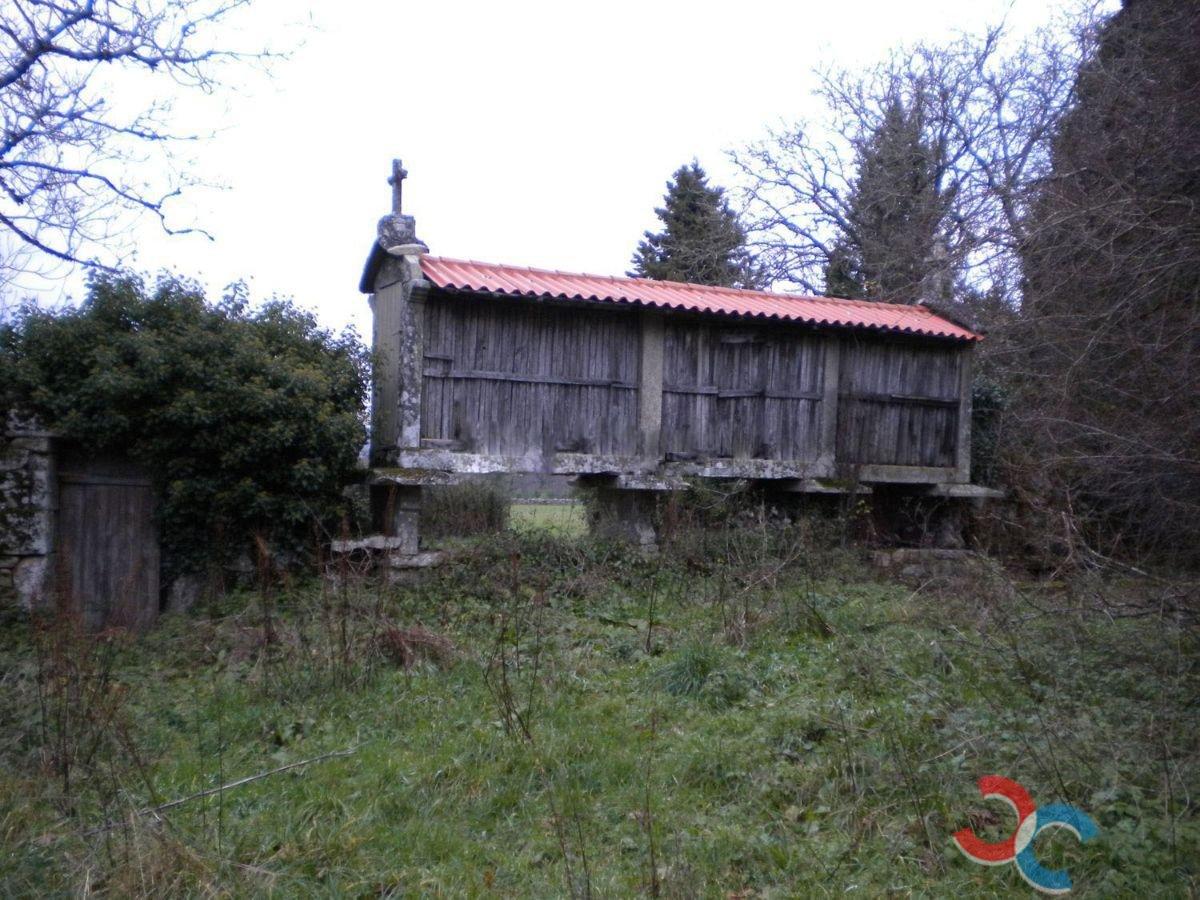 Venda de casa em Rodeiro