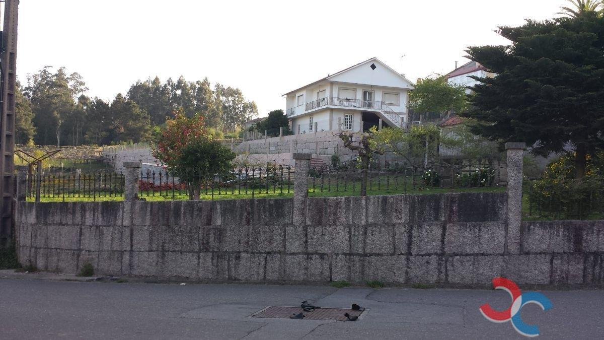 Venda de casa em Barro