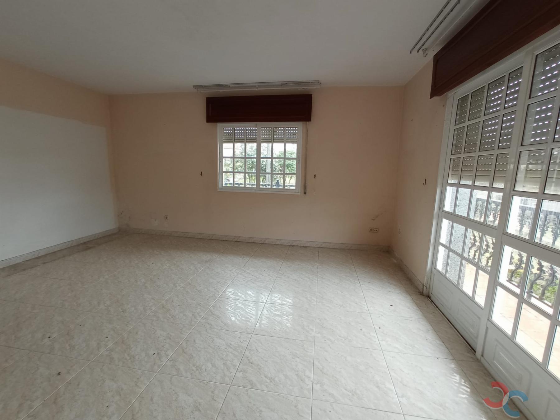 Venda de casa em Barro