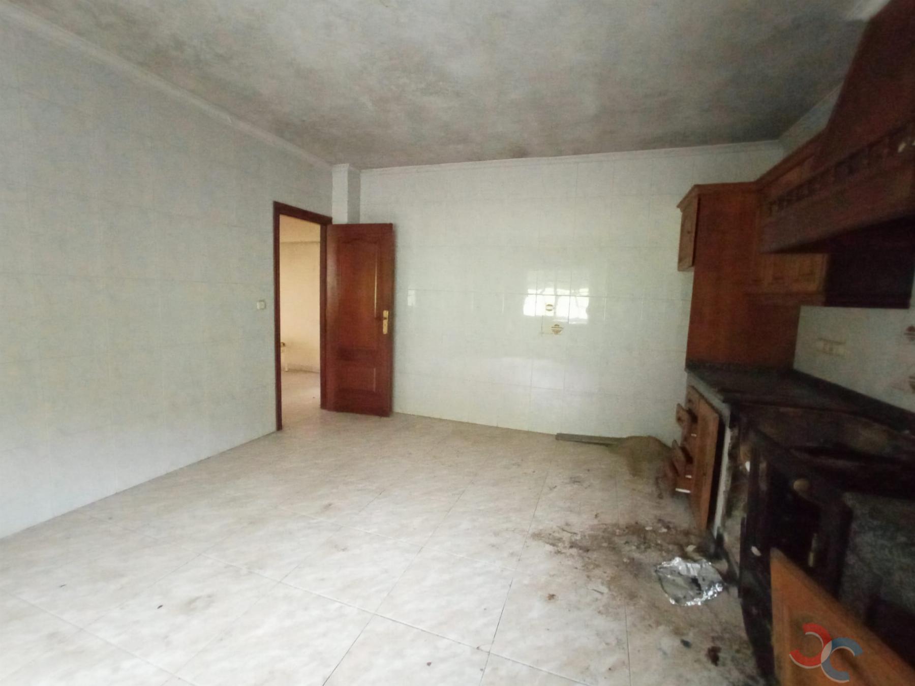Venda de casa em Barro