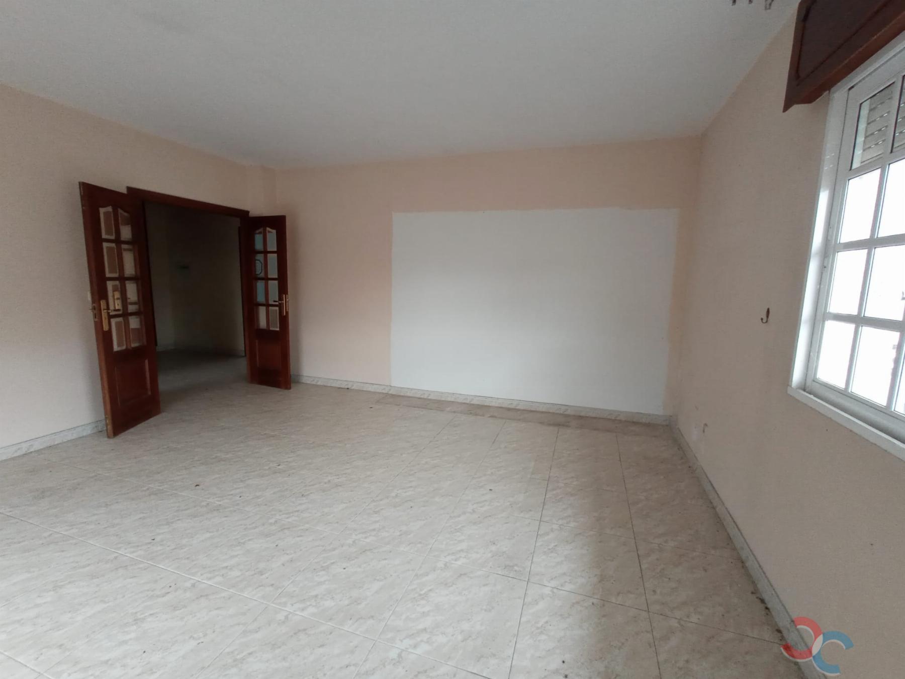 Venda de casa em Barro