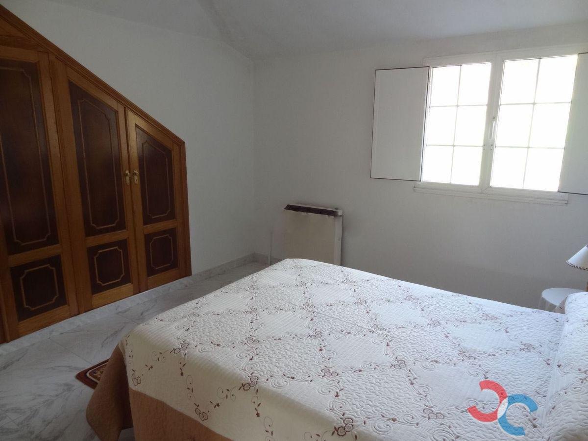 For sale of house in Cerdedo