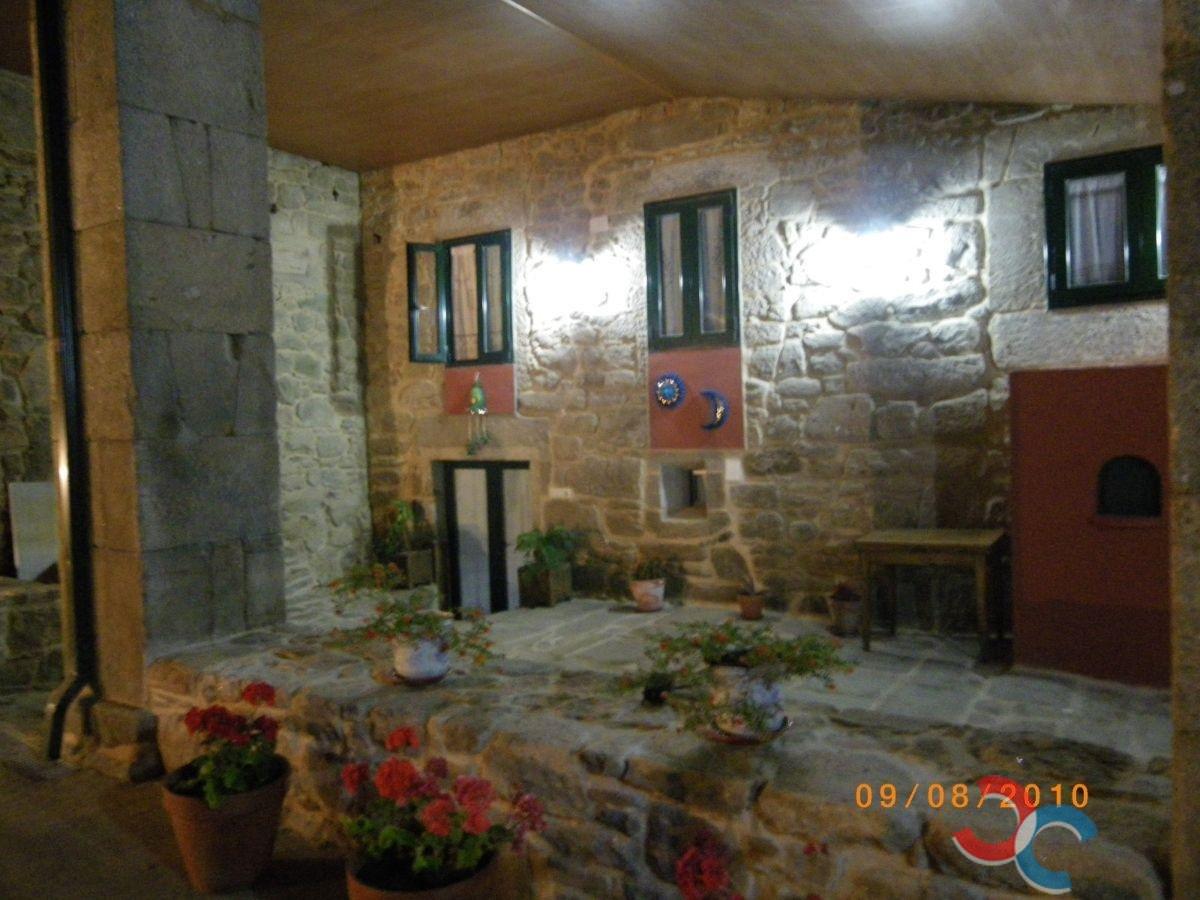 For sale of hotel in Silleda