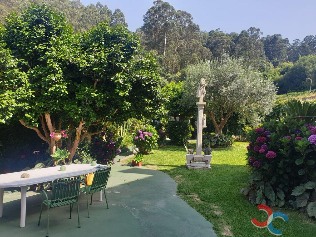 For sale of house in Bueu