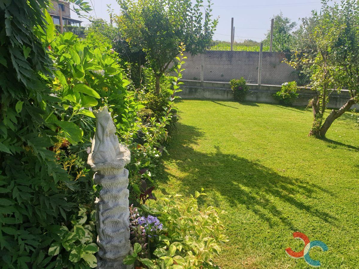 For sale of house in Bueu