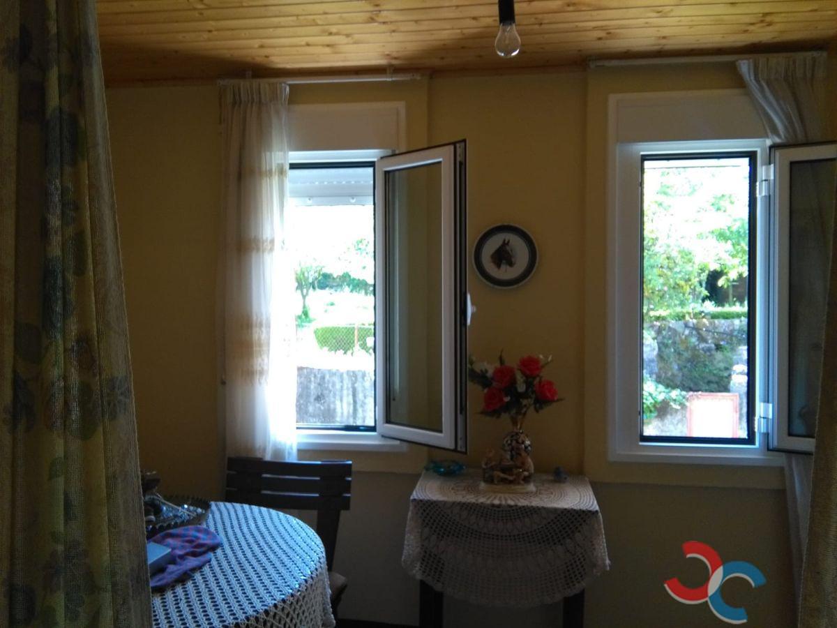 Venta de casa en Padrenda