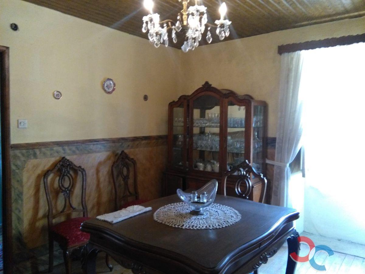 For sale of house in Padrenda