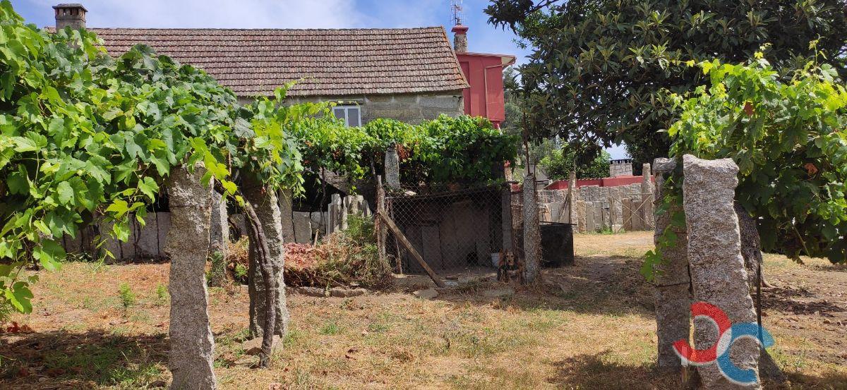 Venta de casa en Salceda de Caselas