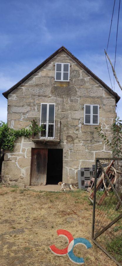 Venta de casa en Salceda de Caselas