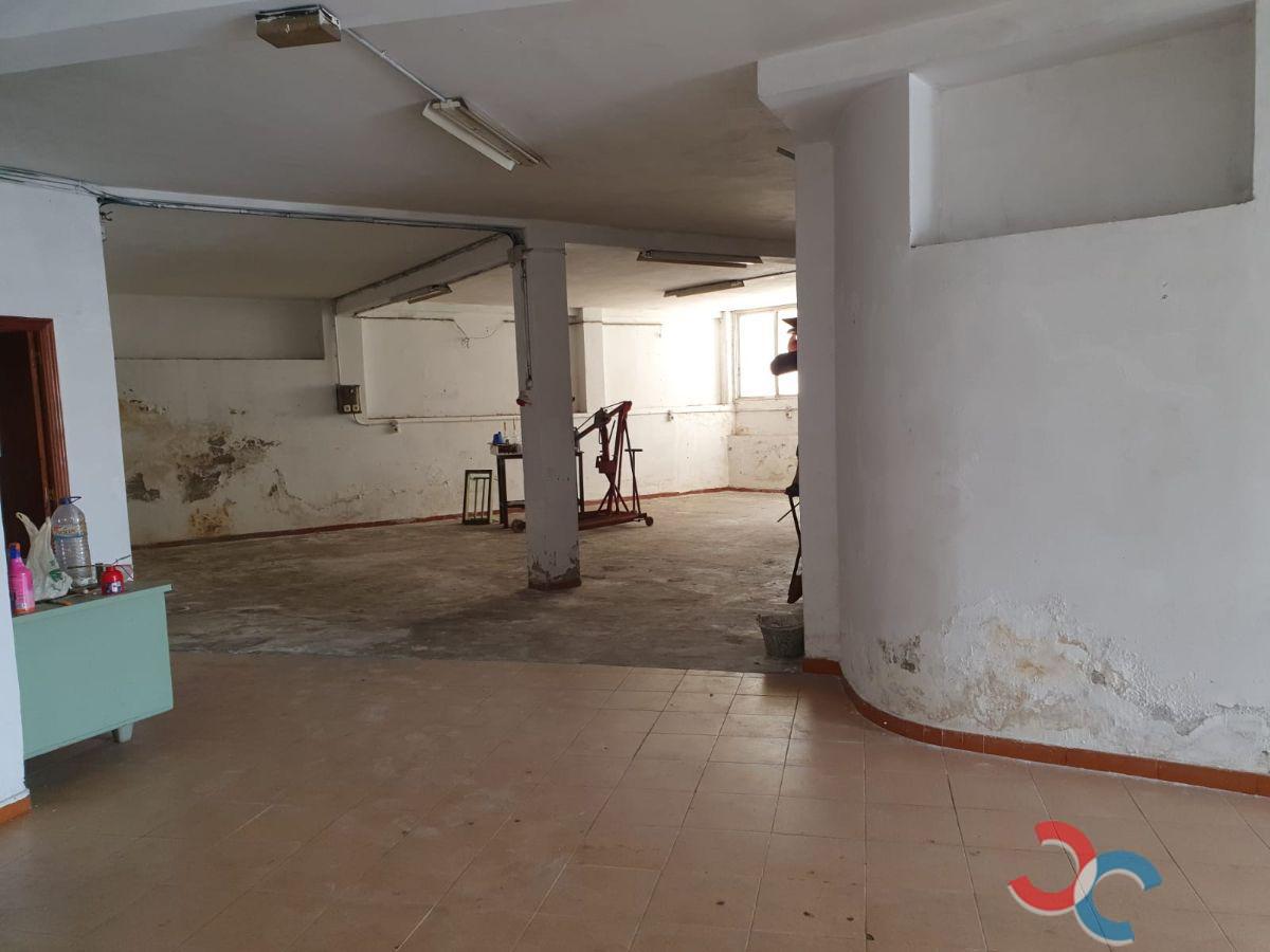 Venta de local comercial en Marín