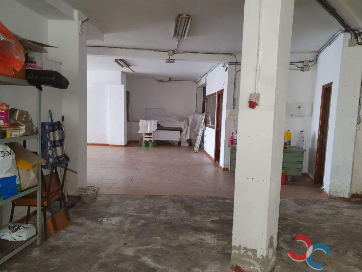 Venta de local comercial en Marín