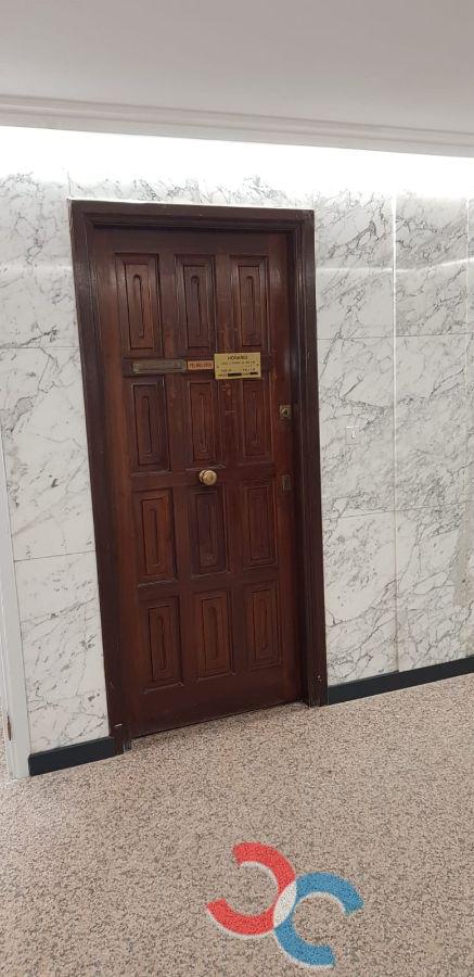 Venta de local en Pontevedra