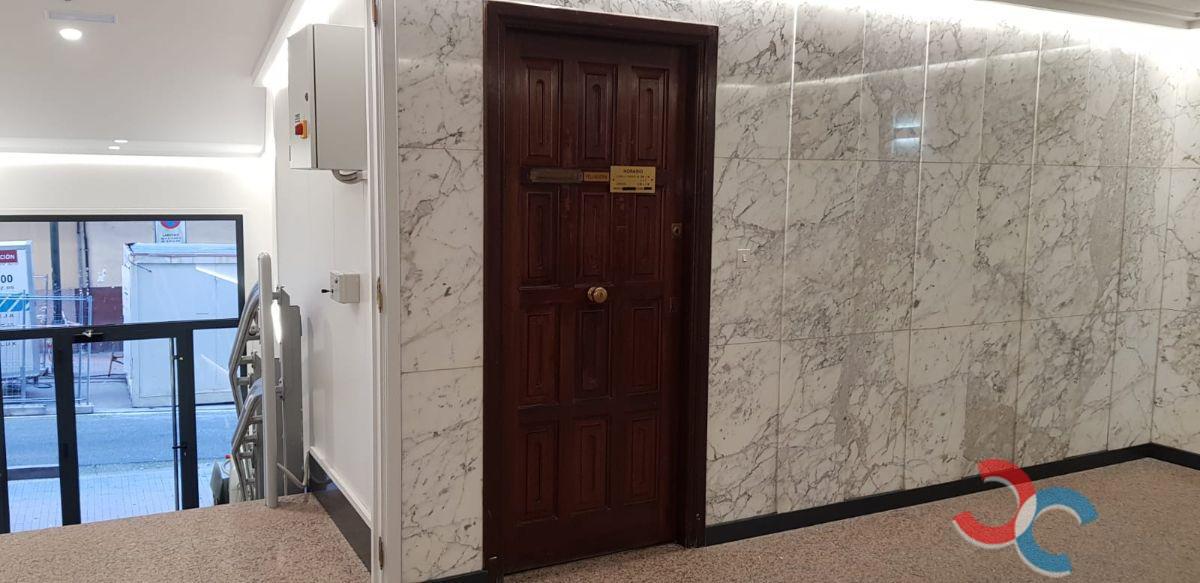 Venta de local en Pontevedra