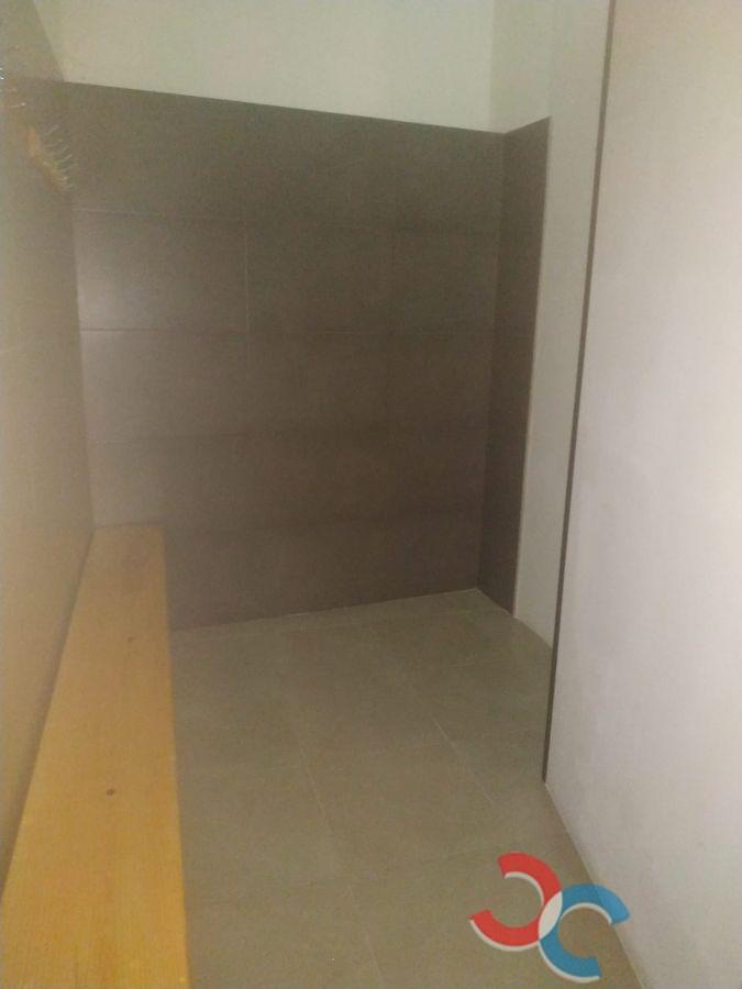 For sale of premises in Marín