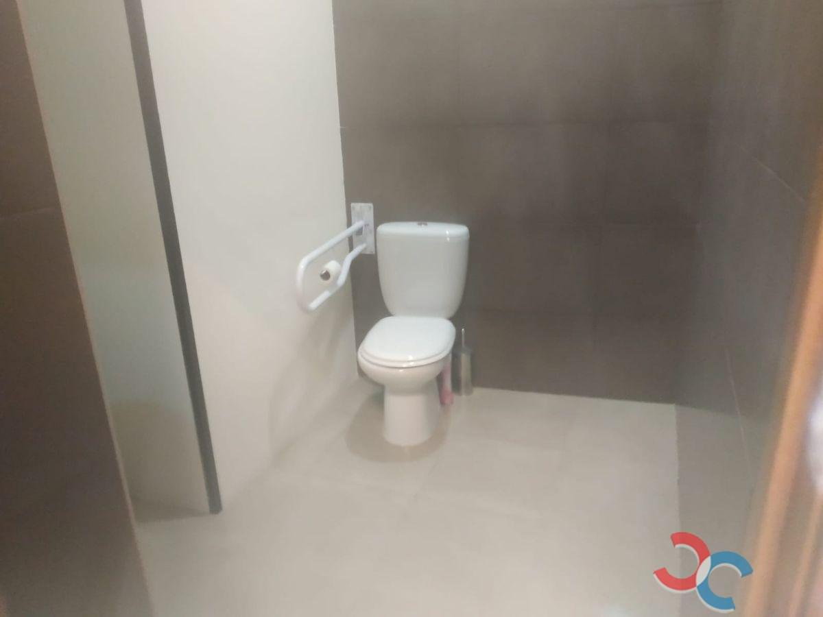 For sale of premises in Marín