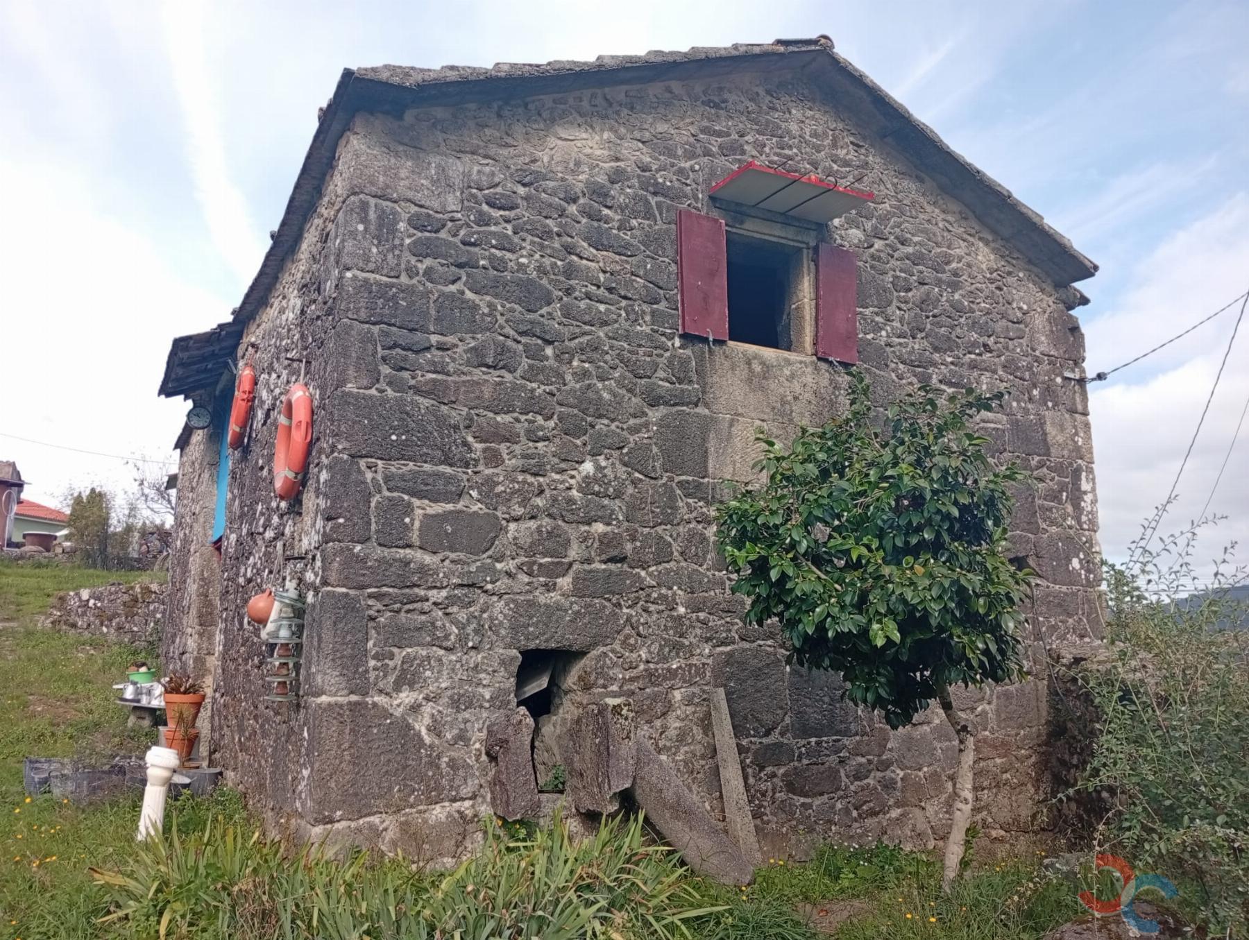 Venta de casa en Campo Lameiro