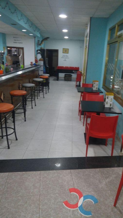 Venta de local comercial en Marín