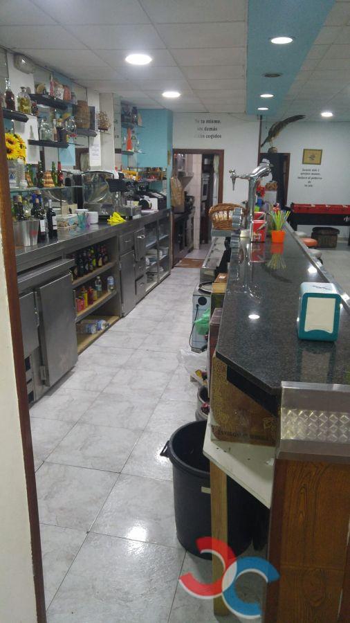 Venta de local comercial en Marín