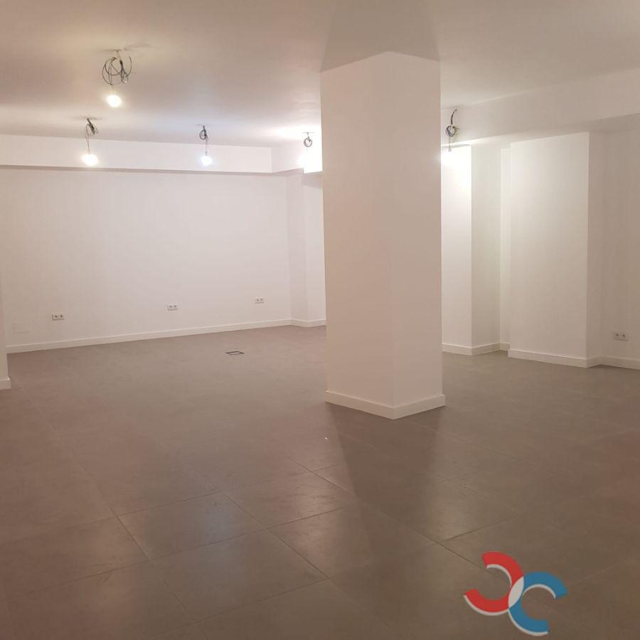 Venta de local comercial en Marín