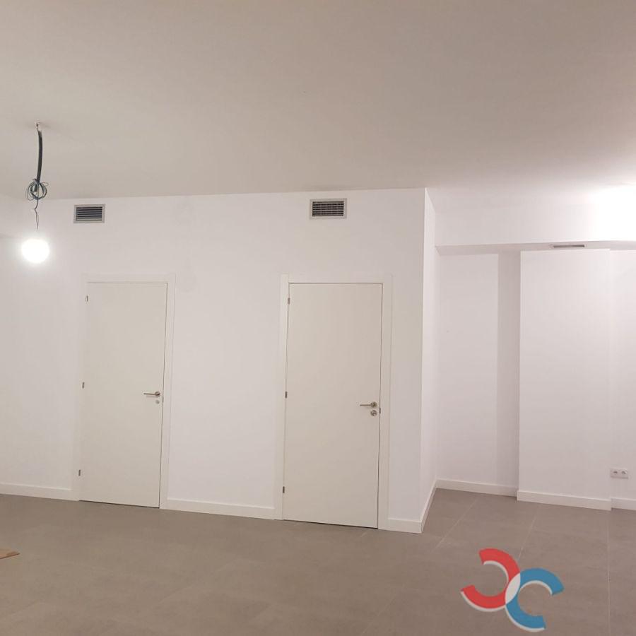 Venta de local comercial en Marín