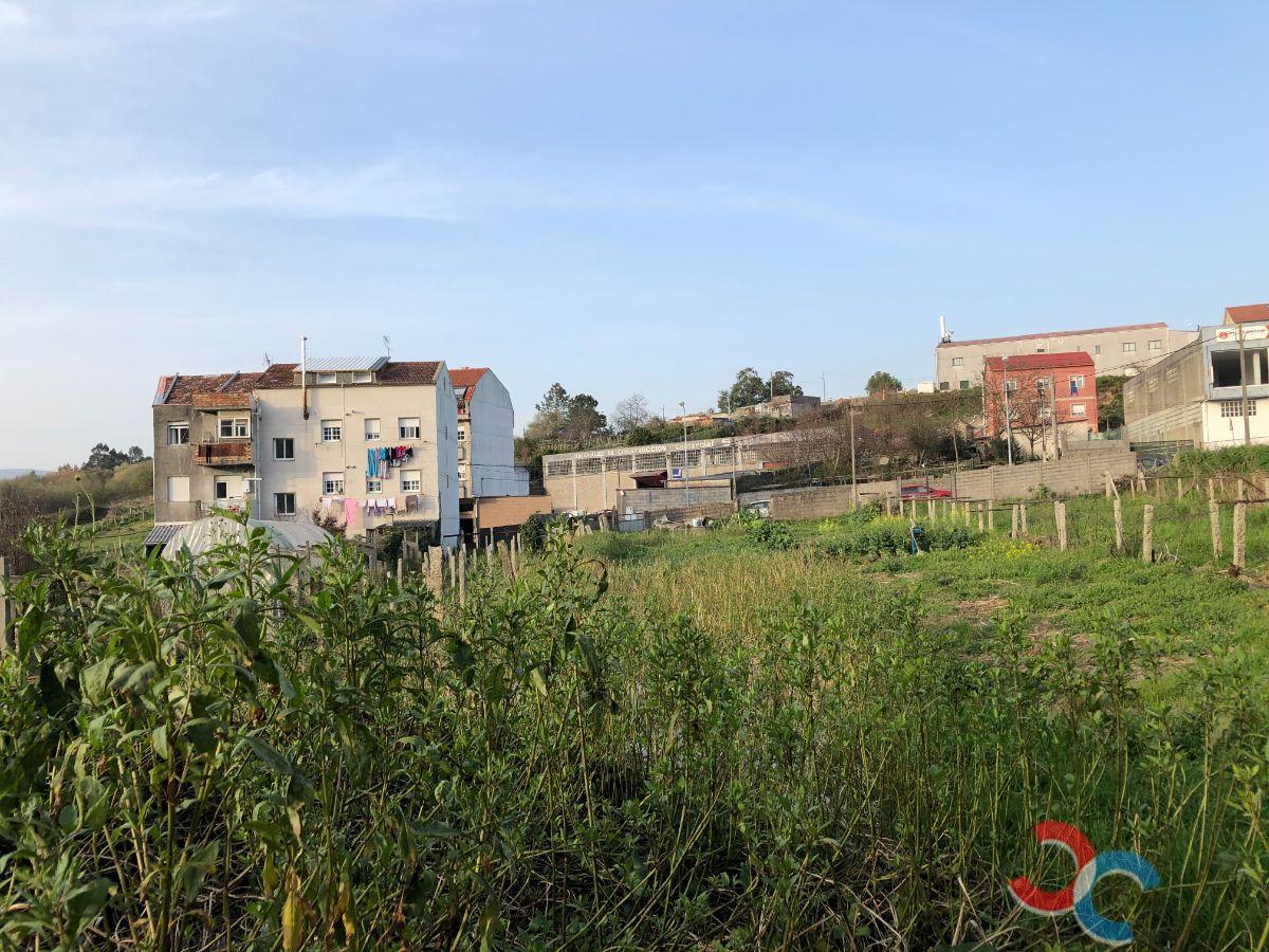 Venta de terreno en Marín