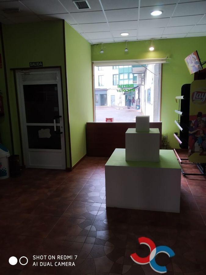 For rent of commercial in Pontevedra