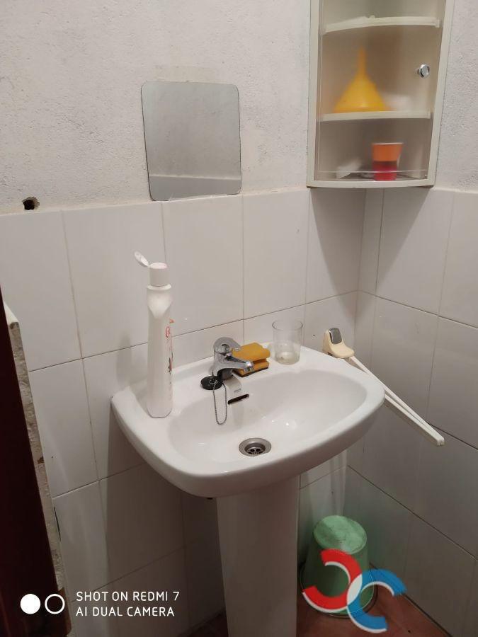 For rent of commercial in Pontevedra