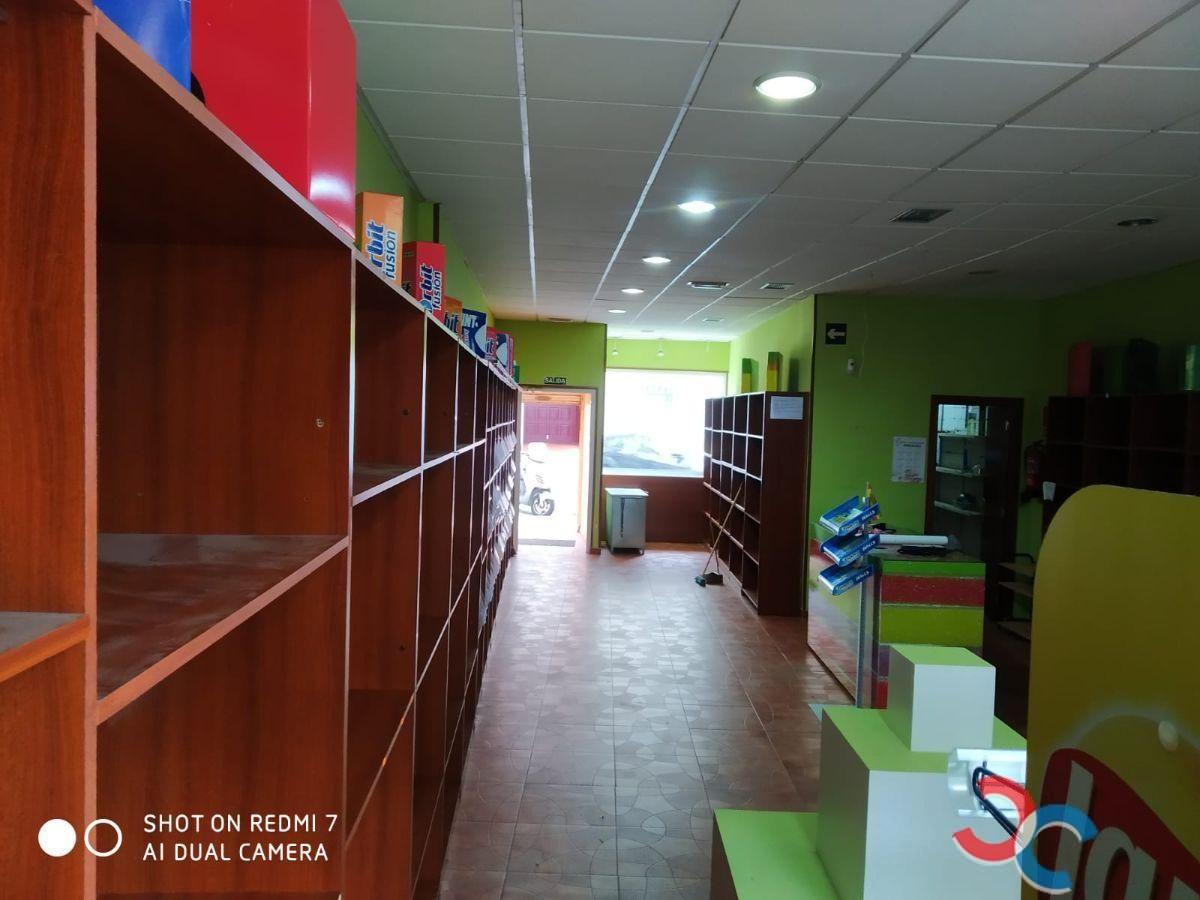 For rent of commercial in Pontevedra
