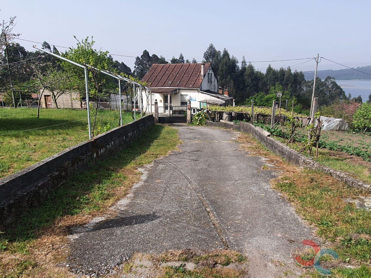 For sale of house in Vilagarcía de Arousa