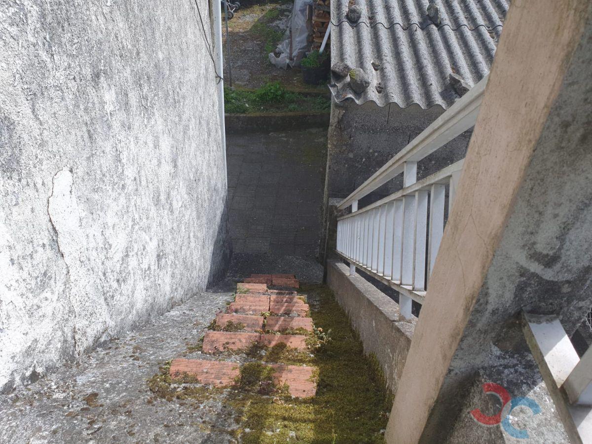 For sale of house in Vilagarcía de Arousa