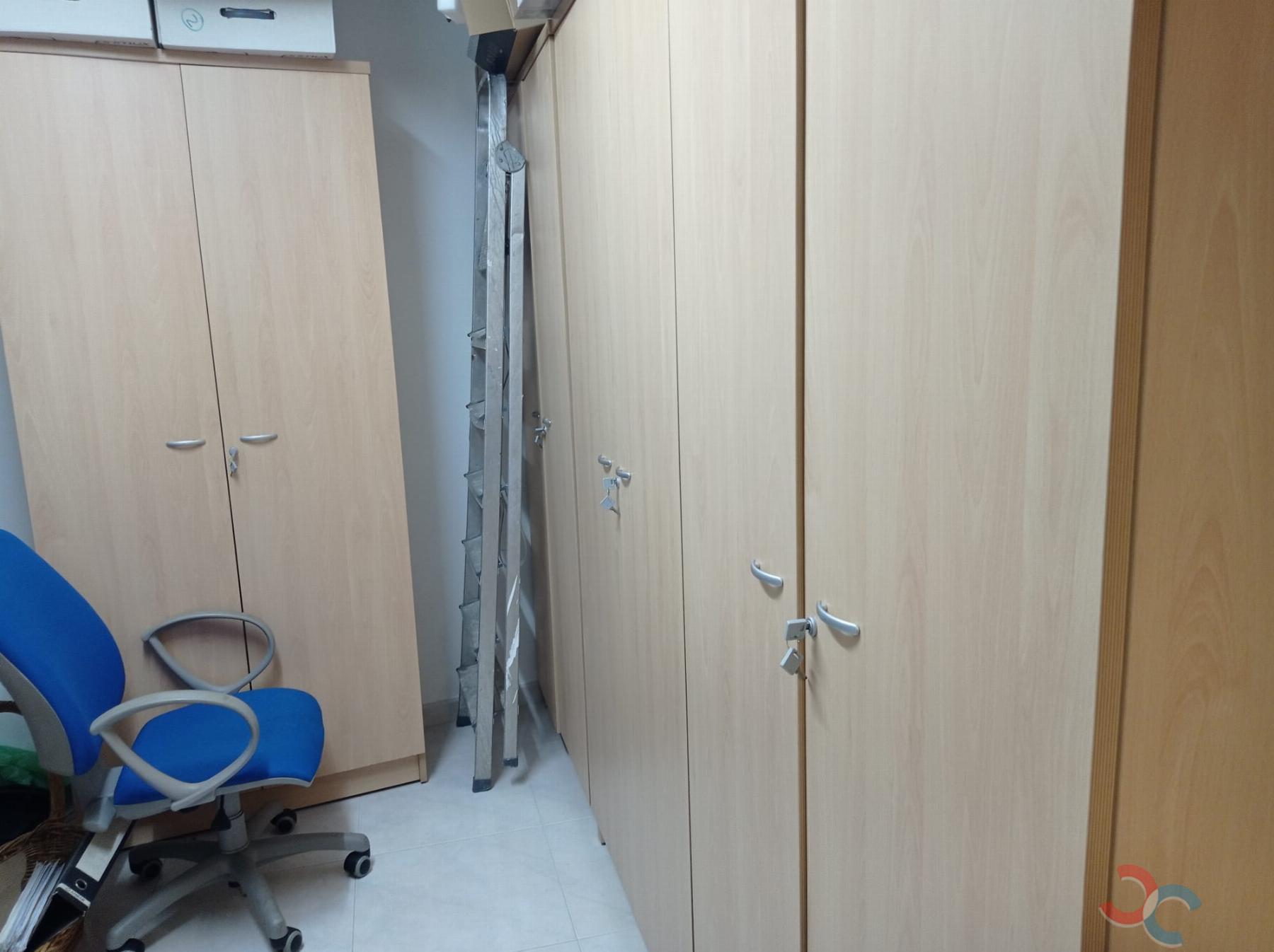 Alquiler de oficina en Marín
