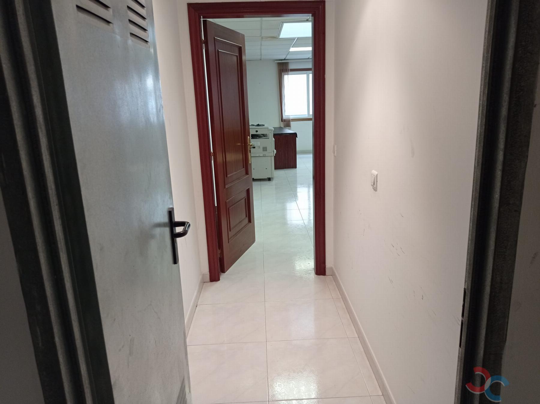 Alquiler de oficina en Marín