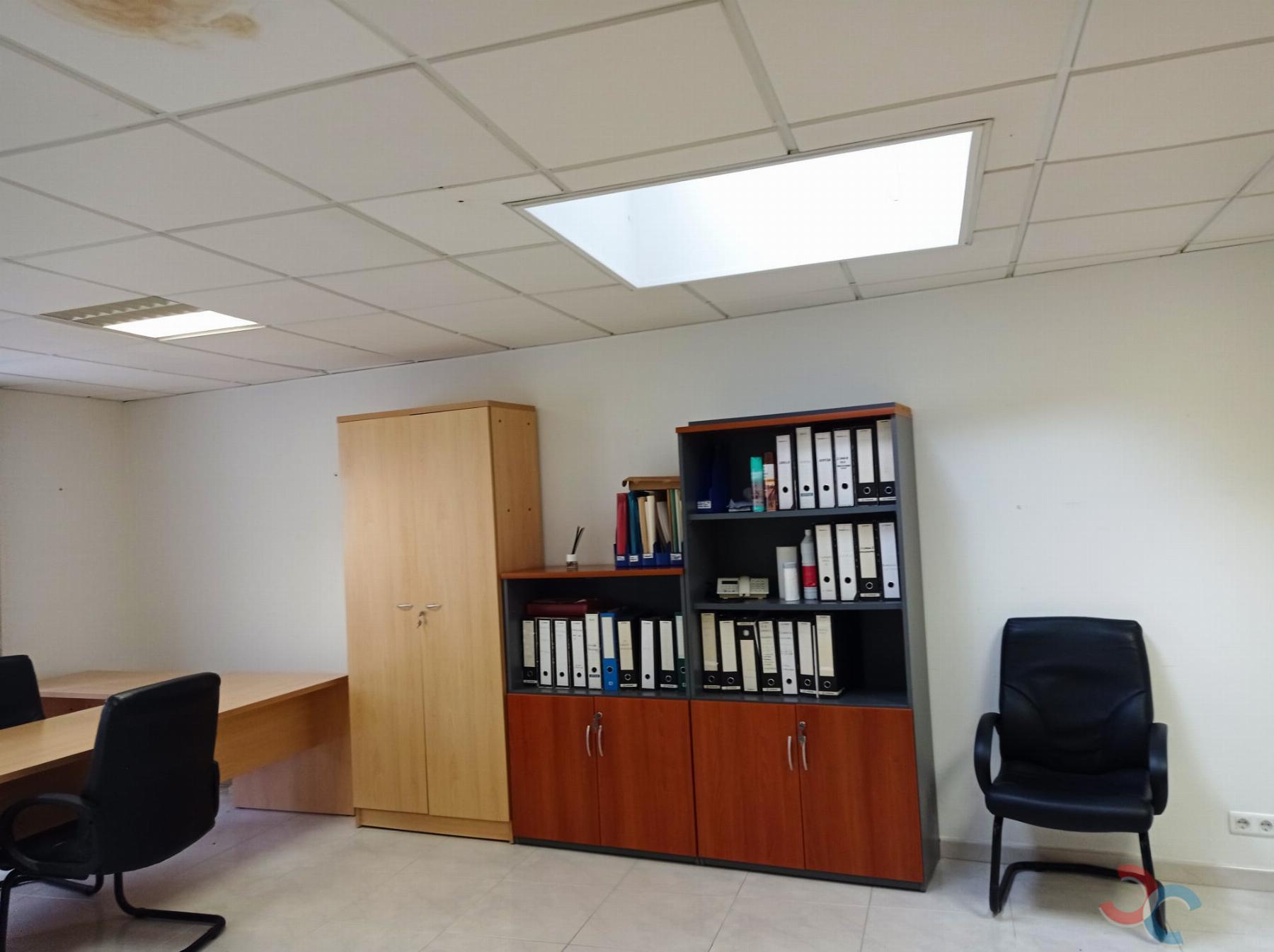 For rent of office in Marín