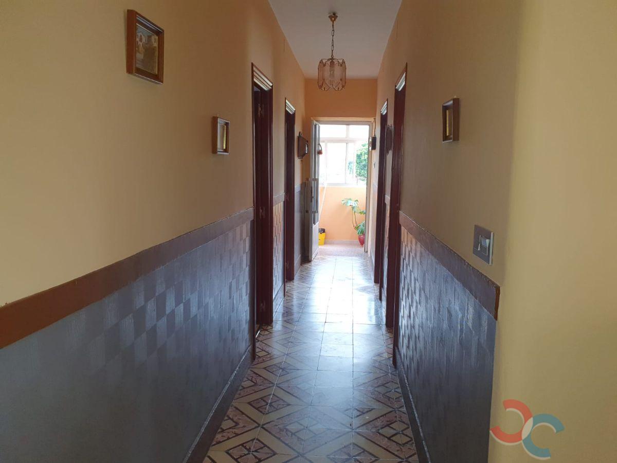 For sale of house in Caldas de Reis