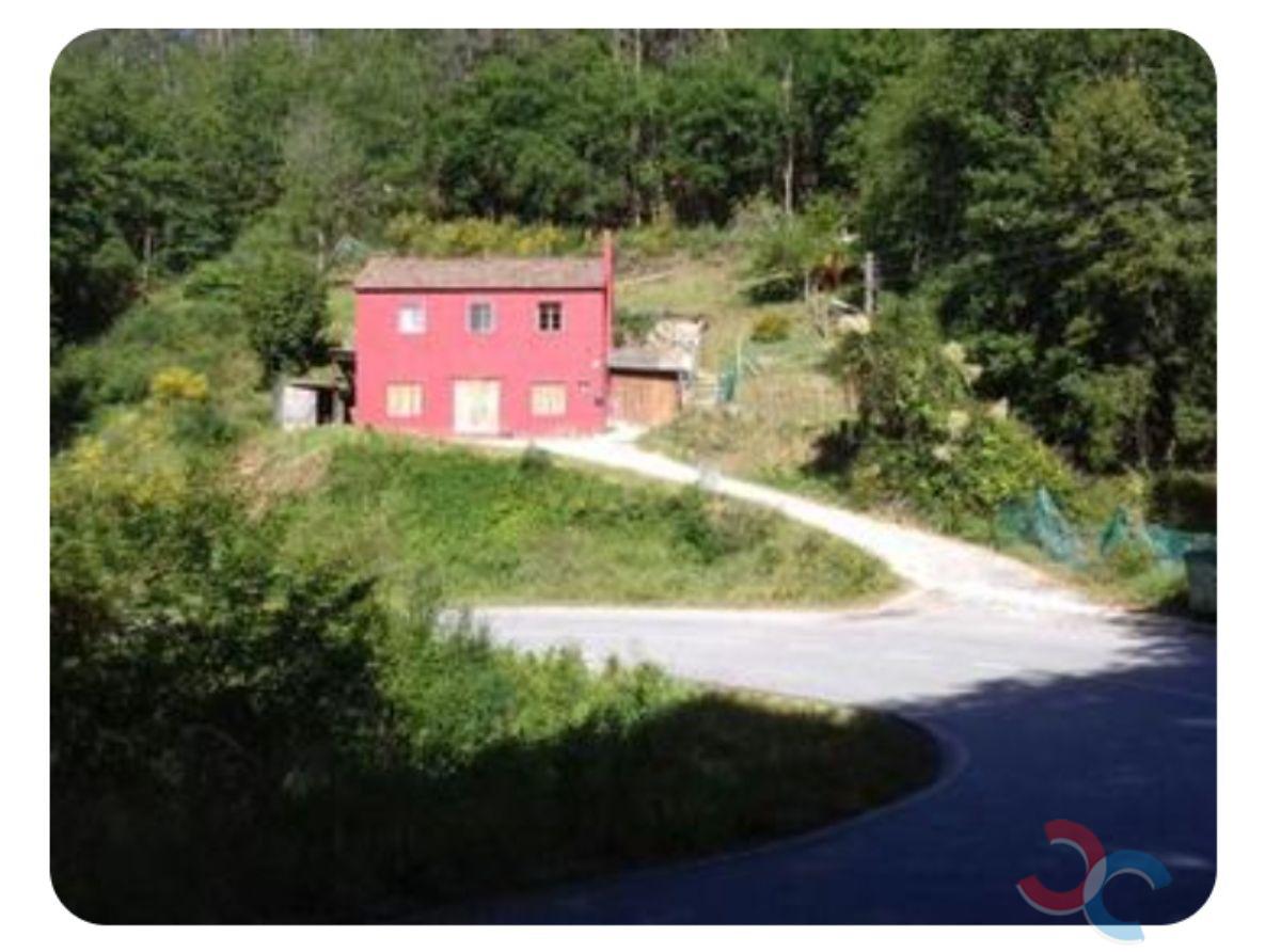 For sale of house in Campo Lameiro