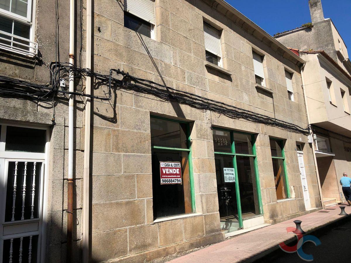 Venta de edificio en Marín
