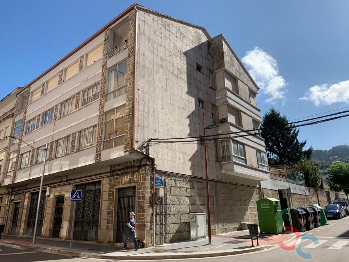 For sale of building in Marín