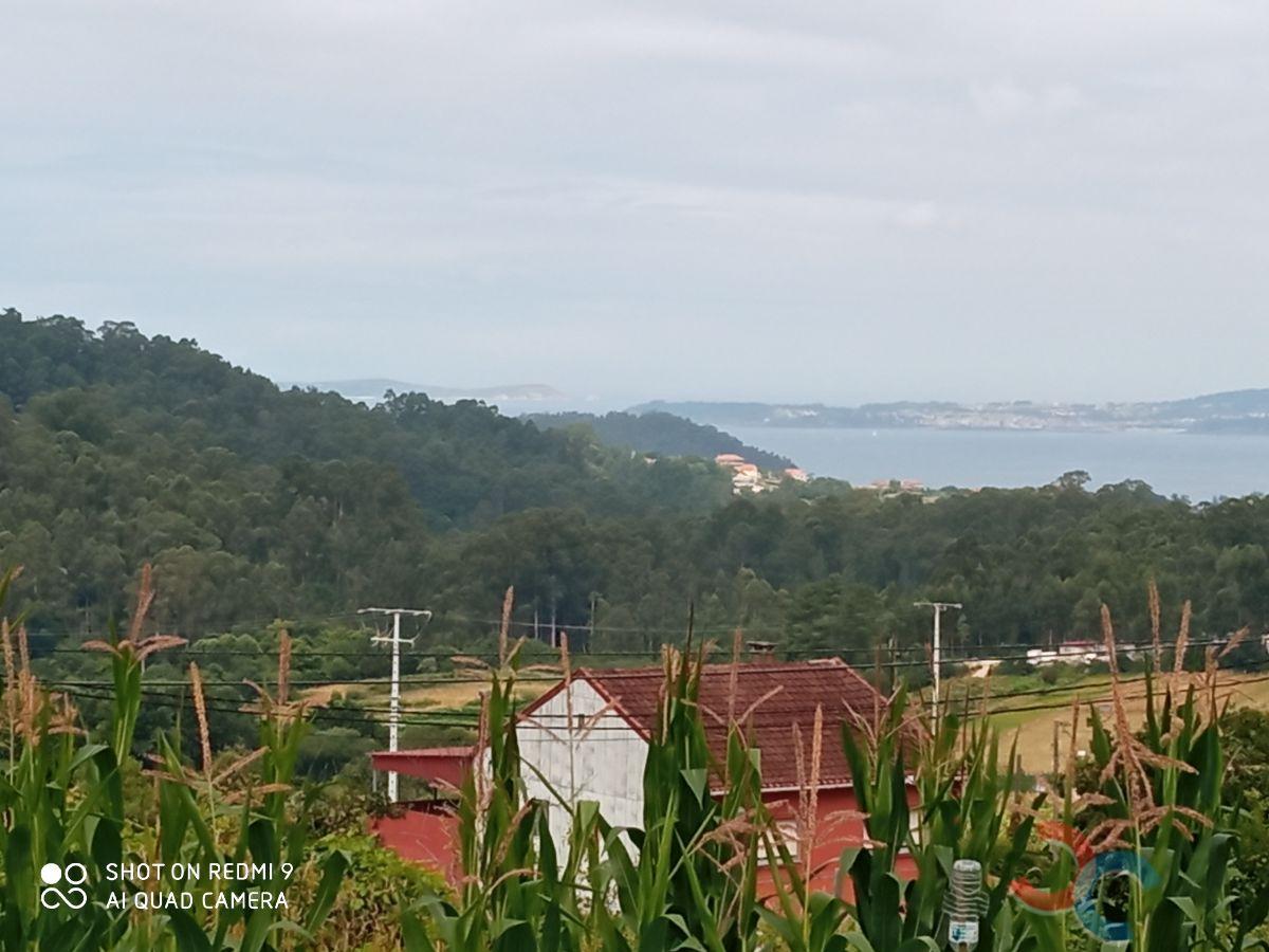 For sale of land in Marín
