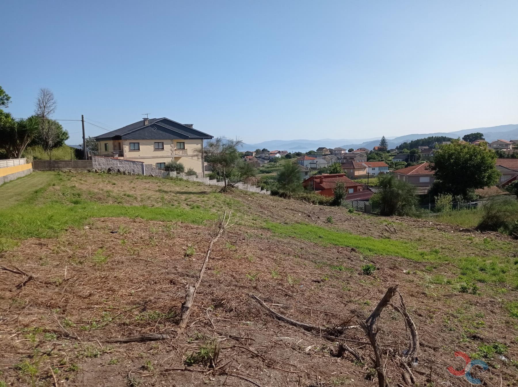For sale of land in Bueu