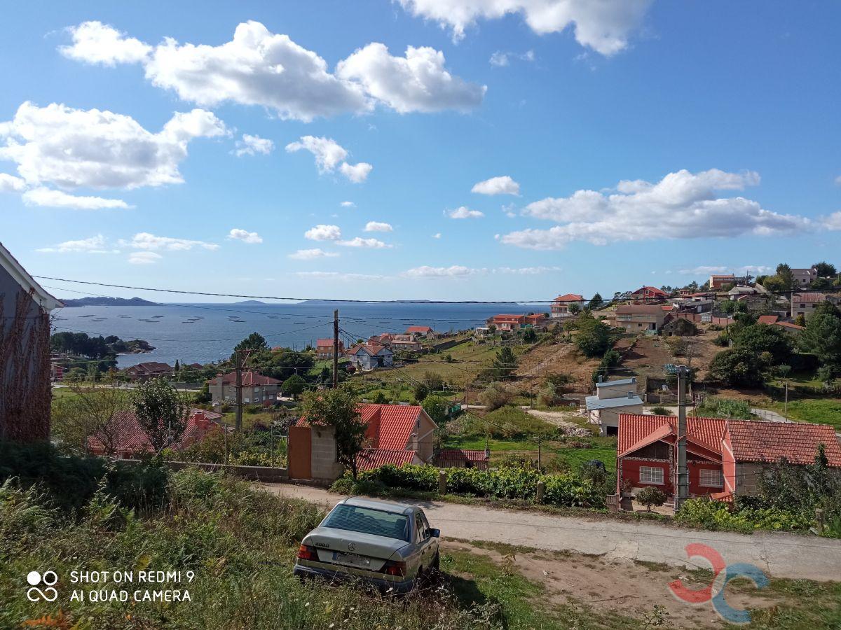 For sale of land in Marín